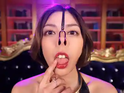 MVG-170 豬鼻嗅屌淫語貴婦 ~ 卯水咲流的劇照16