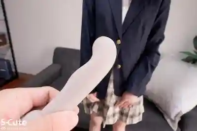 SQTE-705 大叔想怎麼玩都可以喔 ~ 静河的劇照3