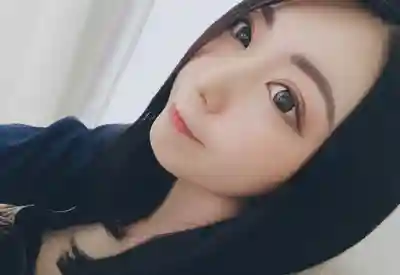 香坂乃亞第2張寫真