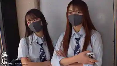 MUKD-582 兩個瞧不起大叔的囂張少女 被肉棒雙飛狠狠教做人的劇照14