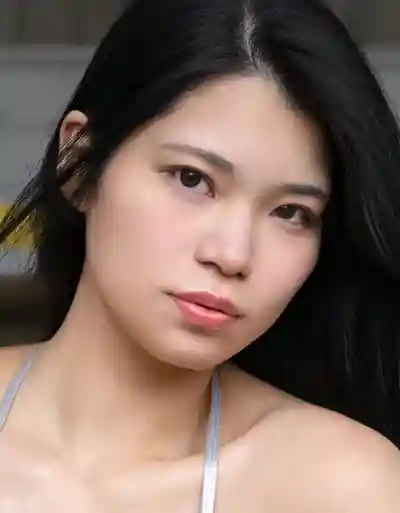 本月出道女優: 大門レヤ 封面