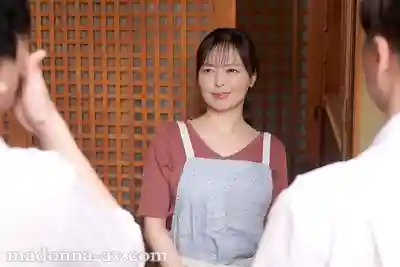ROE-530 MONROE專屬美容部員人妻竟然中出解禁！！好友的美麗母親 沉溺於接吻與受精的日子 ~ 杉咲穂果的劇照10