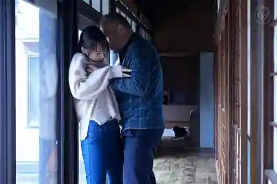 DLDSS-521 老公朝九晚六上班的時間裡…和公公以造孫為名瘋狂中出做愛 ~ 與田鈴的劇照9