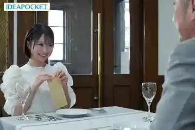 IPZZ-939 用色戀營業假裝能做愛騙大叔巨款的撈女 慘遭被騙肥宅大叔們集體輪●制裁 ~ 堀北桃愛的劇照12