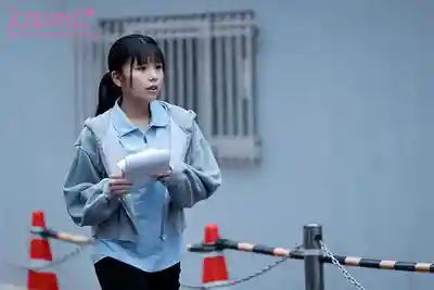 CAWB-038 身高138cm總被當小孩找不到正職只能打零工的苦命少女 一舔就大量潮吹的早漏秒高潮抖M娘！AV即錄用！天職出道！的劇照8