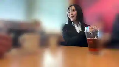 FJIN-164 打工認識的前輩竟是賣可疑藥物的傳銷女！說好一起嗑嗨了再幹就全買 結果… ~ 藤原真帆的劇照15