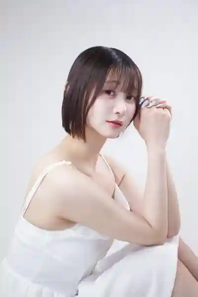 月瀨莉莉亞第8張寫真