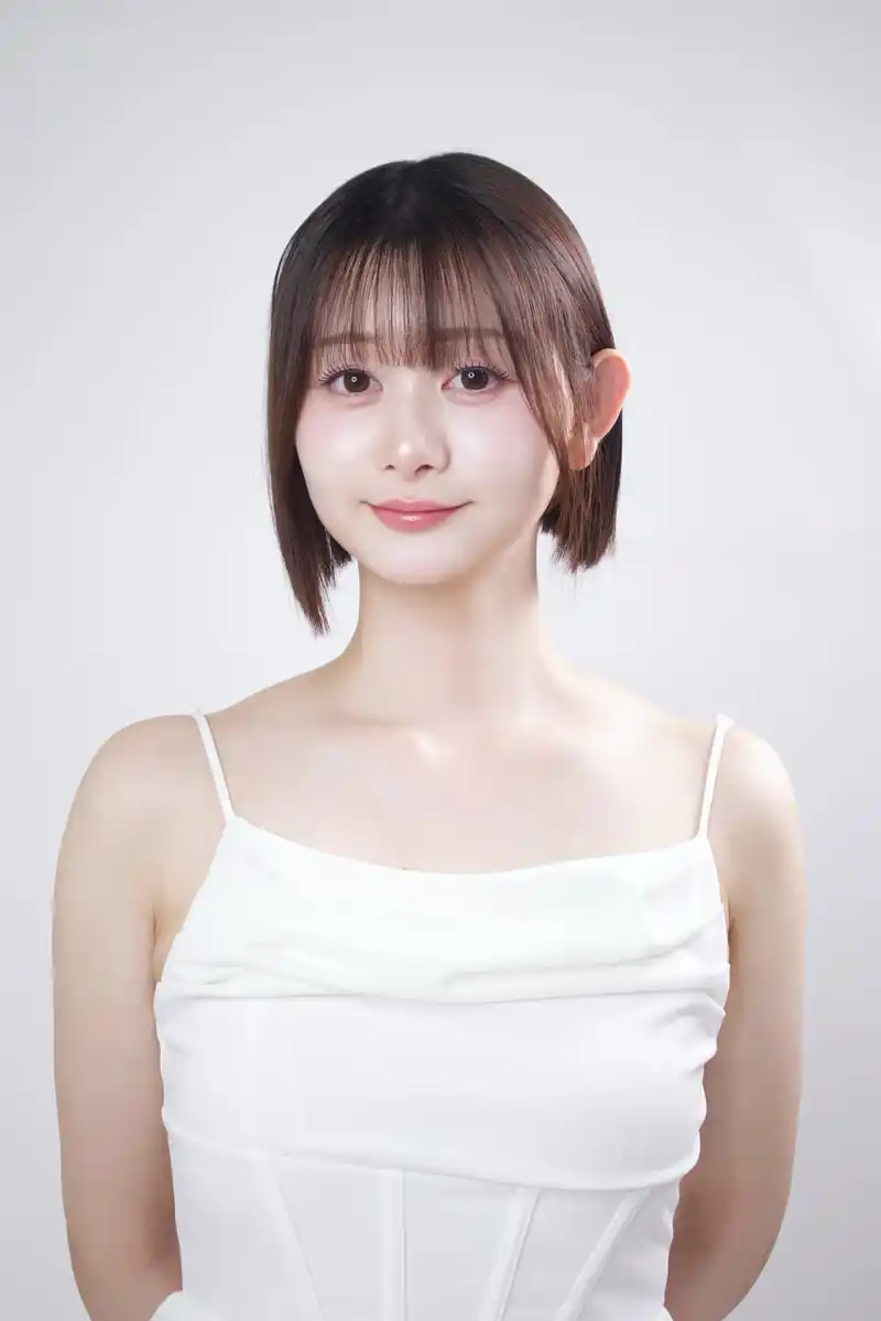 月瀨莉莉亞