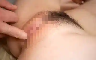 SLN-015 清純不諳世事的漢堡店打工妹 21歲 ~ 柴又詩穗的劇照6