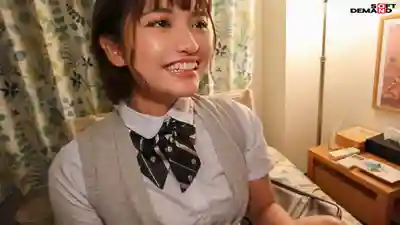 SDAM-108 行車記錄儀援交偷拍 車內女生露內內幫客人打手槍 加錢還能去情趣酒店中出 ~ 胡桃櫻花 夢川りあ 天晴乃愛的劇照4