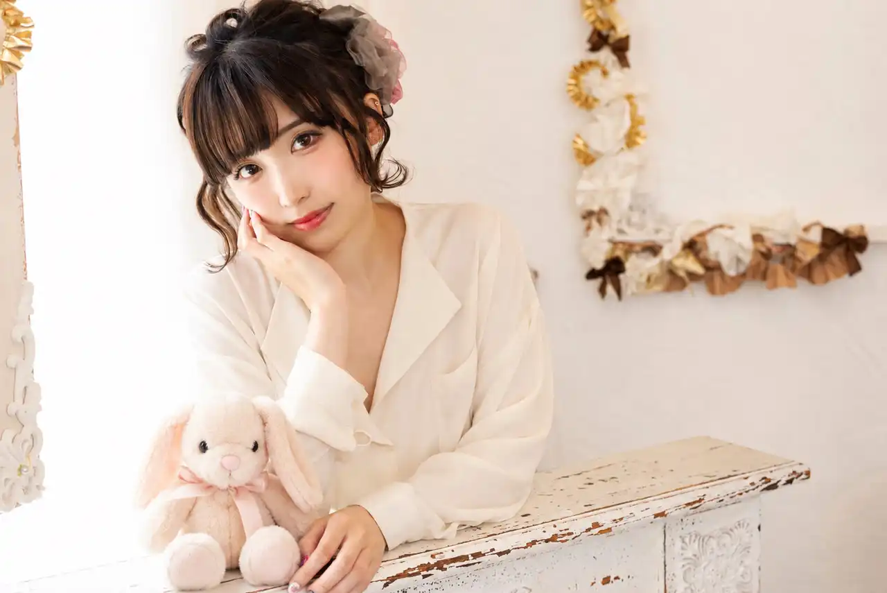 里美百音第22張寫真
