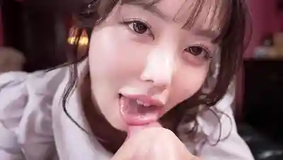 RLMP-017 巨乳名媛淑女的深喉口活 極致深喉與寸止地獄讓M男酥到骨子裡的淫蕩時光 ~ 月野香澄 新村明里 小栗操的劇照12