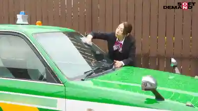 SDNM-563 SNS九萬粉的人妻計程車女司機 45歲最終章 毫不知情的人妻的野戰、露出、7P 羞恥溫泉之旅 ~ 春木蘭子的劇照14