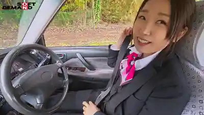 SDNM-563 SNS九萬粉的人妻計程車女司機 45歲最終章 毫不知情的人妻的野戰、露出、7P 羞恥溫泉之旅 ~ 春木蘭子的劇照10