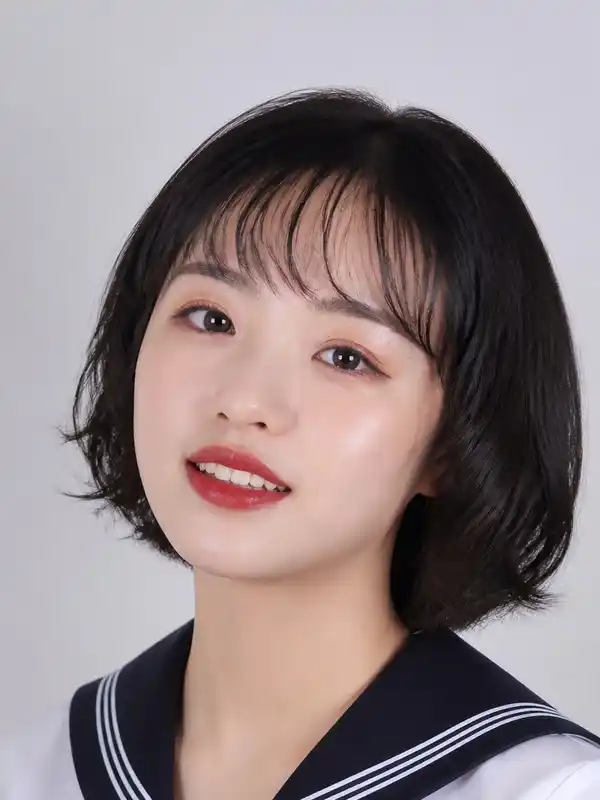 蓝歆悦