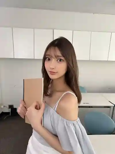 倉木華第19張寫真