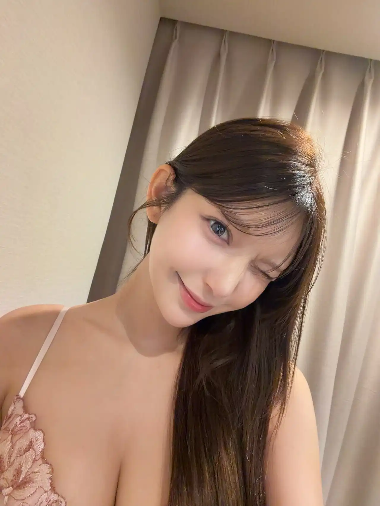 倉木華第289張寫真