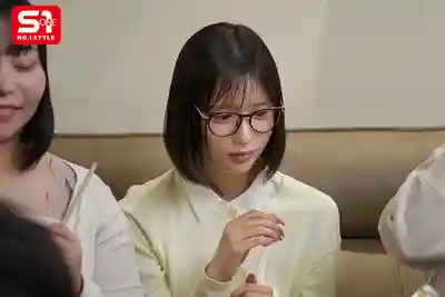 SNOS-382 國王的命令是絕對的！地味乖巧的女同學在國王遊戲中越玩越騷 變成了淫亂小騷貨 ~ 兒玉七海的劇照14