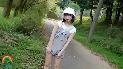 SORA-517 痴漢密著偷窺 山梨市 直升校系A 低身長貧乳蘿莉 迷藥 襲擊強暴 潮噴 睡姦事件 ~ 由良佳奈的劇照10