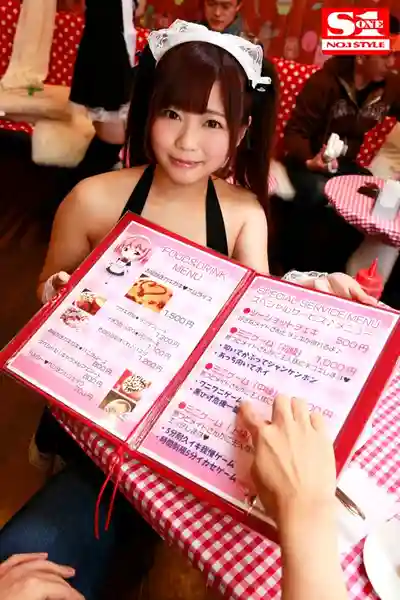 SSNI-171 回頭率120%！歡迎光臨坊間傳聞中能中出的女僕咖啡廳！ ~ 羽笑美晴的劇照12