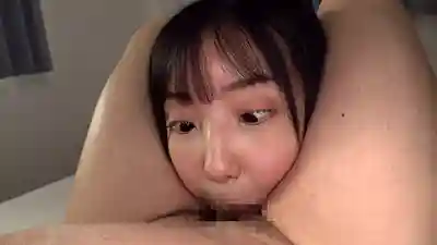 GEBB-061 被塗上媚藥的女子校生慌忙沖洗小穴卻為時已晚…無奈強制發情的劇照5