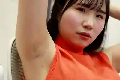 SKTH-007 喜歡我的腋下嗎 公司女同事騷到不行事件（2） ~ 末広純 美咲音的劇照17