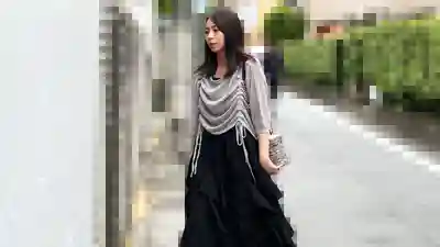 BONY-210 24小時霸宅集體中出輪姦16 大小姐女大生的劇照17