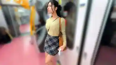 HRSM-163 斜挎殺爆乳女子 黏著跟蹤觀察背帶勒出的巨乳 捕獲帶回無套生插射滿大奶的劇照12
