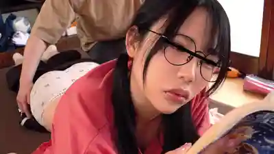 SCOP-926 好久沒回老家和表姊重逢 她卻已經喪女化完全當我透明…被她汗濕大屁股誘惑忍不住揉了起來 毫無反應那就直接後入猛幹!!被我狂操到開始浪叫越幹越騷高潮不斷 直接中出!!的劇照2