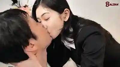 BACJ-192 不對男人獻媚 用射精管理讓你搞清楚自己地位的淫腕OL ~ 小松杏的劇照17