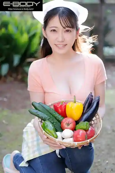 EBWH-374 過疏化村莊緊急招募替人妻播種的種馬！年齡不限 乳交福利·體位自由 排班(開幹時間)可商量 靜候您的聯繫 ~ 柏木文香的劇照2