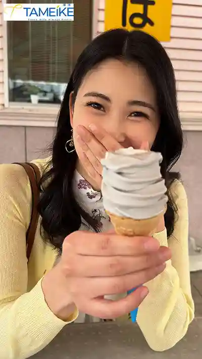 MFYD-201 悶騷極品淫妻的溫泉調教之旅 喚醒她骨子裡的抖M本性 ~ 三枝玲的劇照10