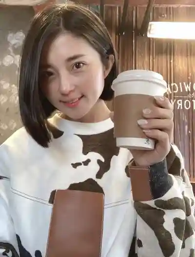篠原天音第4張寫真