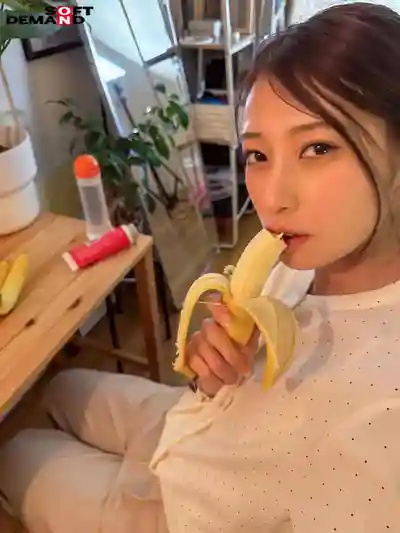 SDNM-554 SNS總粉絲4萬人的公務員 市役所上班的37歲人妻被深喉幹到浪叫 AV出道的劇照15