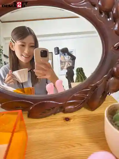 SDNM-554 SNS總粉絲4萬人的公務員 市役所上班的37歲人妻被深喉幹到浪叫 AV出道的劇照10