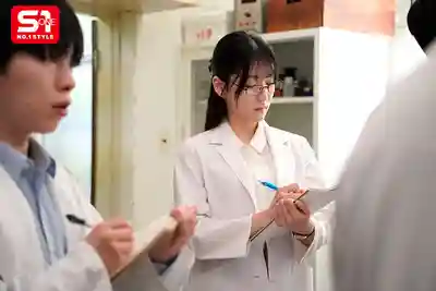 SNOS-434 雞巴被理科女徹底開發 ~ 初美菜乃花的劇照11