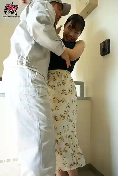 DSOD-122 即插宅配便 產後人妻被無良快遞員直搗子宮猛烈抽插 痙攣高潮後明明很抗拒卻不知不覺沉淪了 ~ 音无铃的劇照11