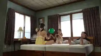 T38-074 曬痕姪女姊妹花回鄉下過暑假 ~ 西元美紗 小日向愛琉的劇照16
