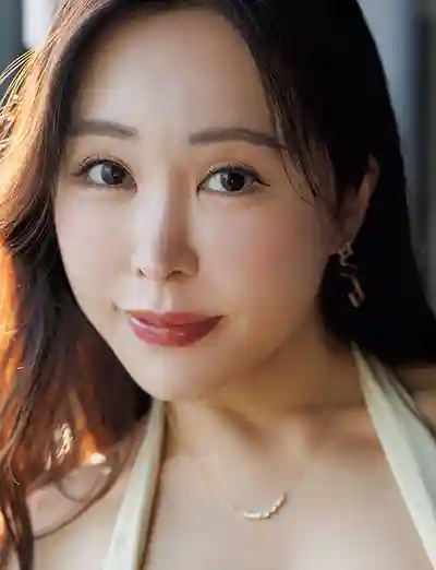喜多美愛梨封面照片寫真