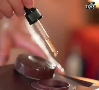 ROYD-365 按摩店執拗乳責媚藥嗑嗨 爆乳OL潮吹弓身反絕頂不斷 ~ 七海那美的劇照8