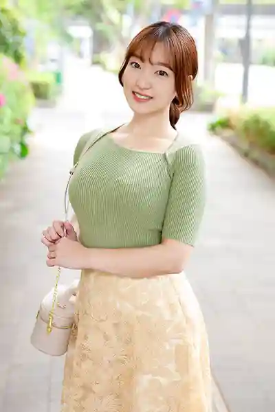ARSO-26211 舞ワイフ~名媛俱樂部 211的劇照6