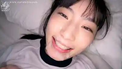 APAK-340 害羞陰角美少女被猛幹到人設崩壞抖M覺醒 尖叫絕頂中出 美纖細身材&天然秘毛 淫亂絕頂生徒指導 ~ 鳥羽郁的劇照1