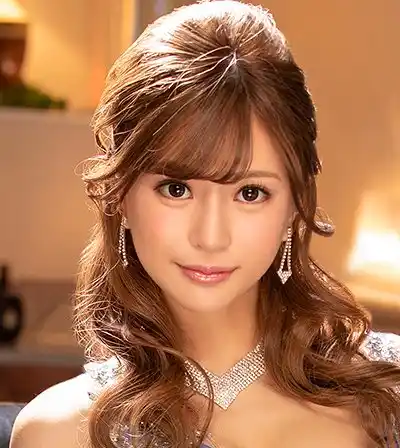 悠月梨愛菜