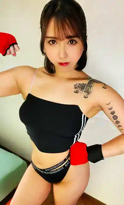 KCBV-002 獵殺最強格鬥女2 ~ 八神乃惠美的劇照3
