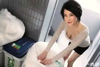 1PON-052819_855 每天早上出門倒垃圾的隔壁風騷真空人妻 ~ 町村小夜子的劇照19