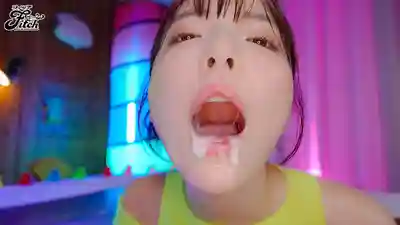 JUFE-626 下品超痴女保育士 用奶子榨乾抖M大寶寶的肉棒 ~ 彩月七緒的劇照3