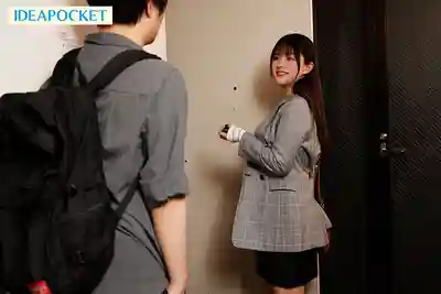 IPZZ-976 欸欸 你那根很大對吧？因為太大有女友卻還是童貞的我 與嫌男友太小不滿足的青梅竹馬重逢 慾求不滿的兩人試著偷情後契合度爆表根本停不下來！ ~ 山田铃奈的劇照14