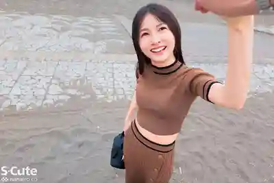 SQTE-730 和女友的假日 床上秒投降的她與中出溫泉之旅 ~ 幸村泉希的劇照9