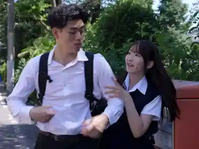 GVH-892 只有我知道同級生的抖S本性 被全校第一美少女J●強灌尿液 唾液橫飛的飲尿舔穴讓我溺斃高潮 ~ 依本詩織的劇照17